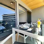 Via Mar - Experience Apartamento