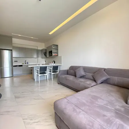 Via Mar - Experience Apartment *