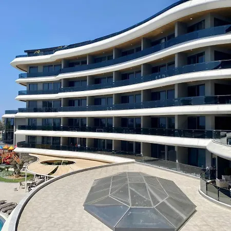 Via Mar - Experience Appartement *