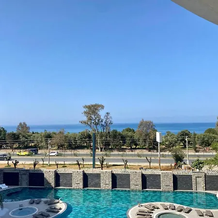 Via Mar - Experience Apartment *