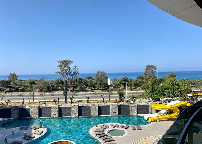 Via Mar - Experience