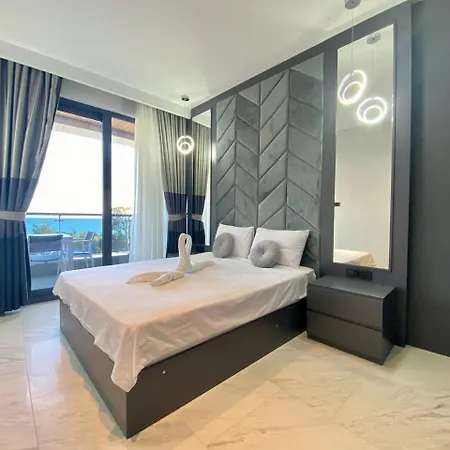 Via Mar - Experience *